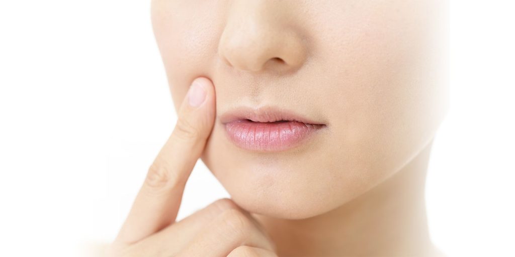 HIFU(ハイフ)で頬コケするって本当？