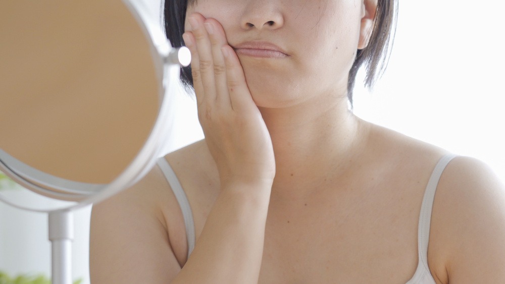 どうしても引かない頑固な顔のむくみへのアプローチ