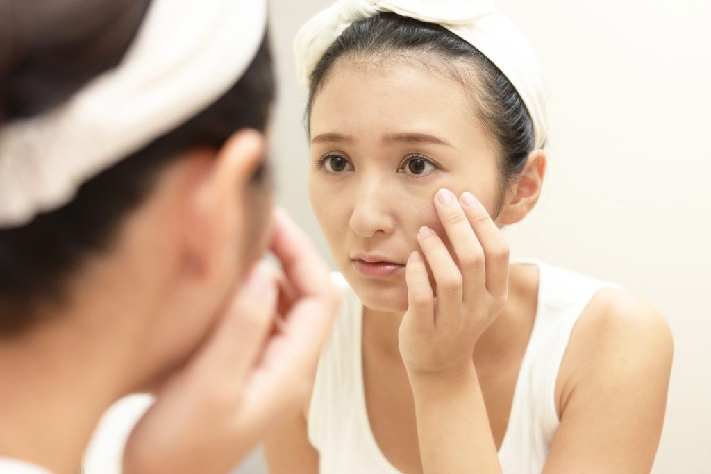 顔のたるみが痩せても改善しない4つの原因