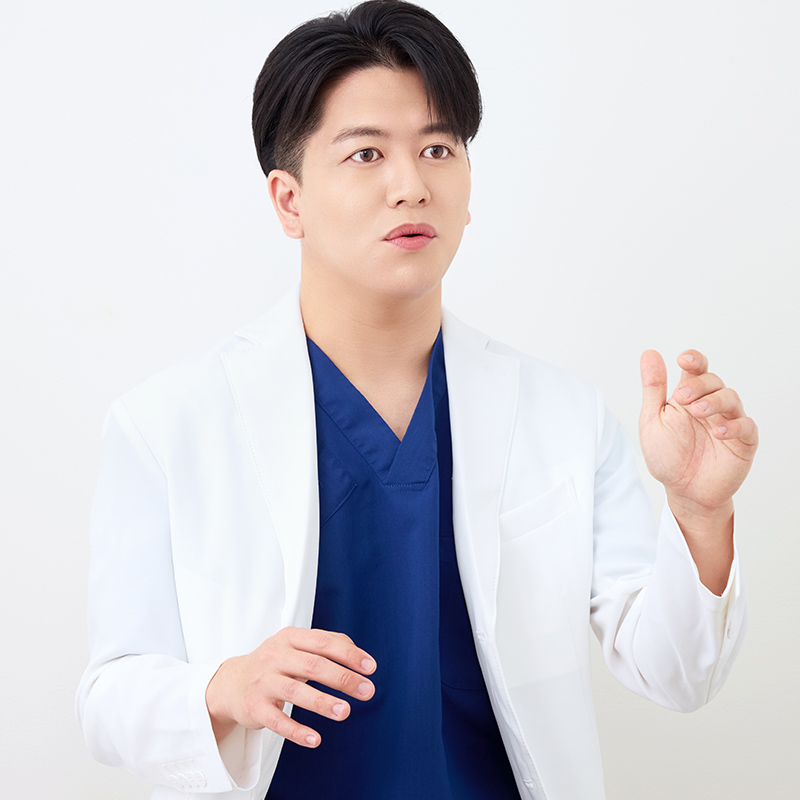 美容外科医としての、やりがいや苦労