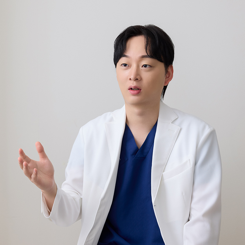 美容外科医としての、やりがいや苦労