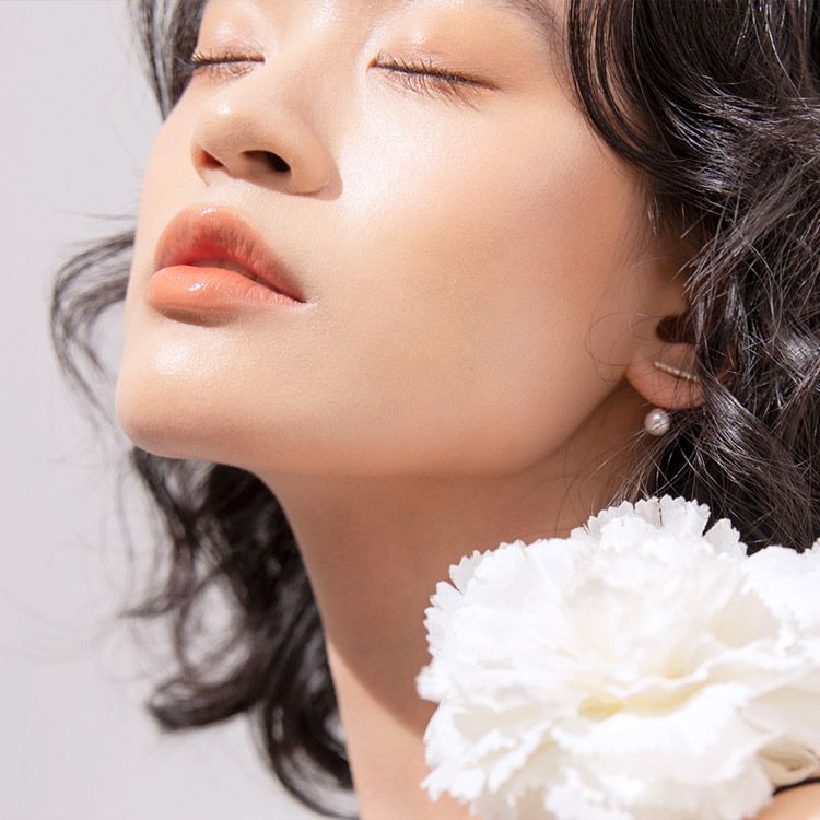 鼻先をヒアルロン酸注入で高くする A Clinicは小顔 リフトアップ専門の美容整形クリニック