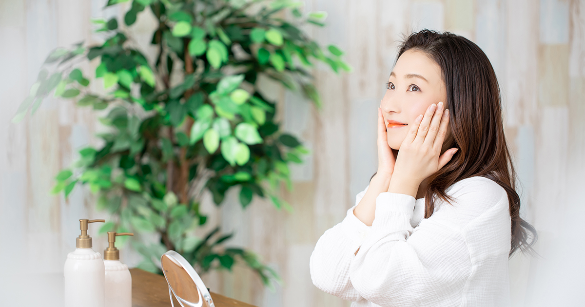 【セルフケア別】本気で顔を小さくするためのマッサージ・ストレッチ